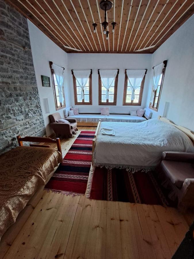 Traditional Guesthouse Përmet Eksteriør billede